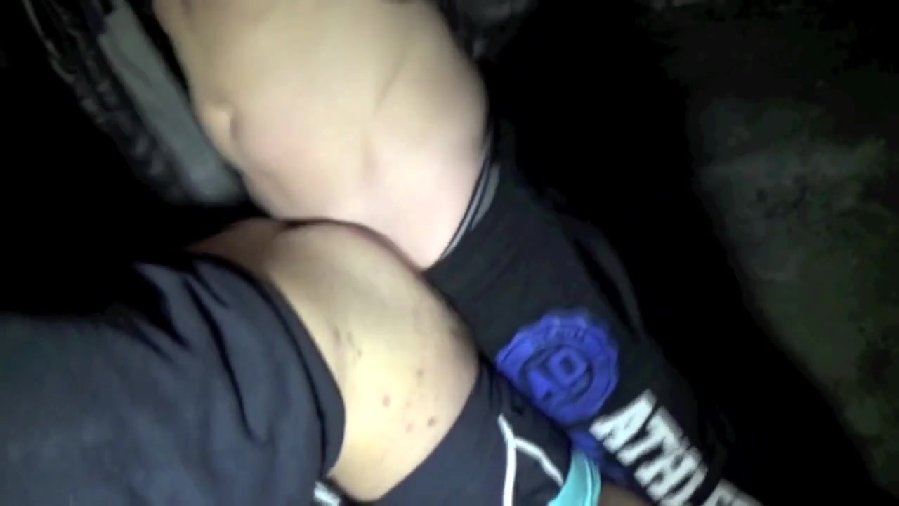 Latino used by straight discret at night outdoor - CrunchBoy