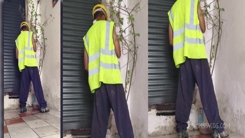 Worker Piss Drinker - PissVids