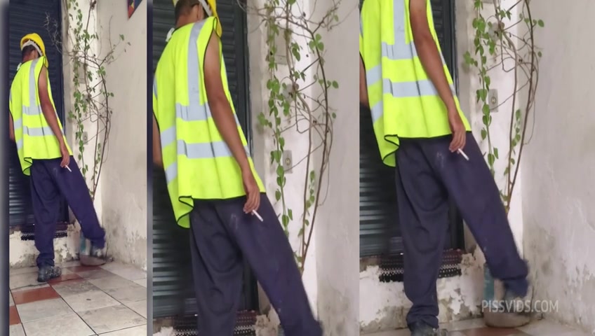Worker Piss Drinker - PissVids