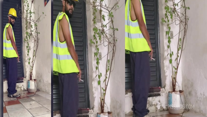 Worker Piss Drinker - PissVids