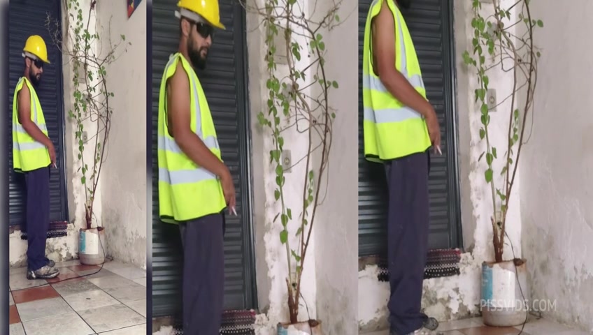 Worker Piss Drinker - PissVids