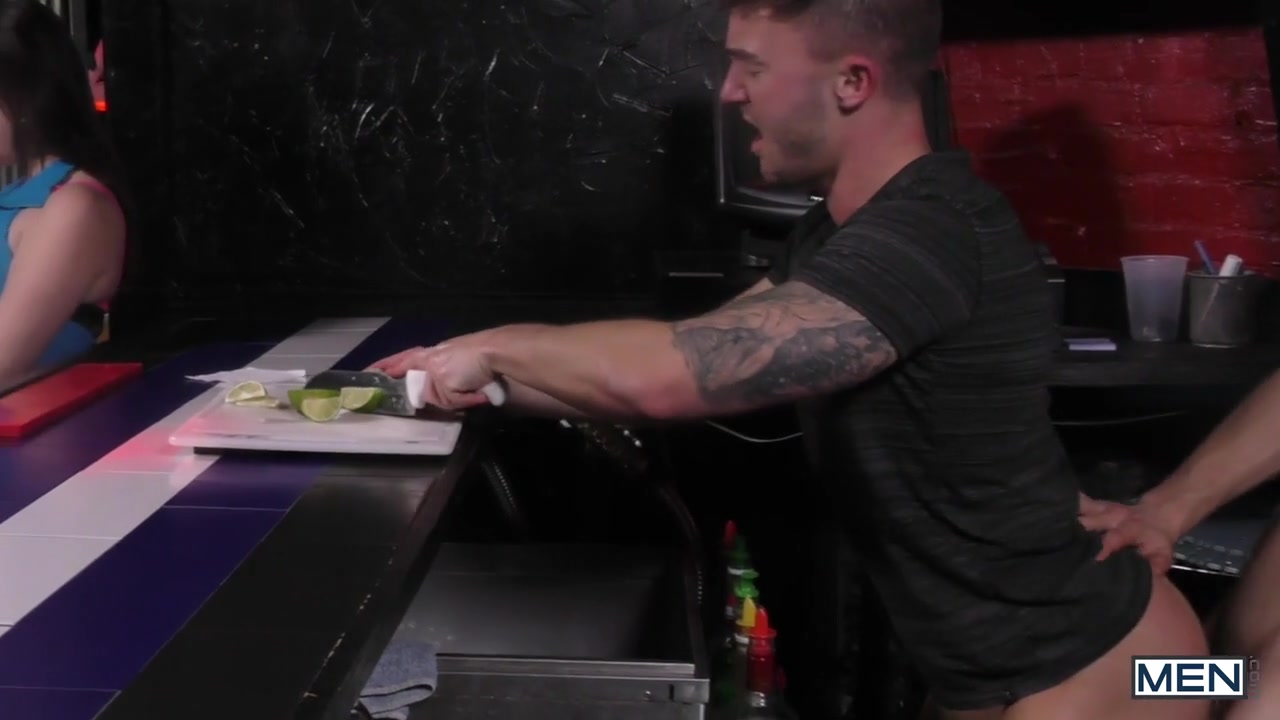 Jake Ashford Johnny Rapid in First Date Fuck - Str8ToGay