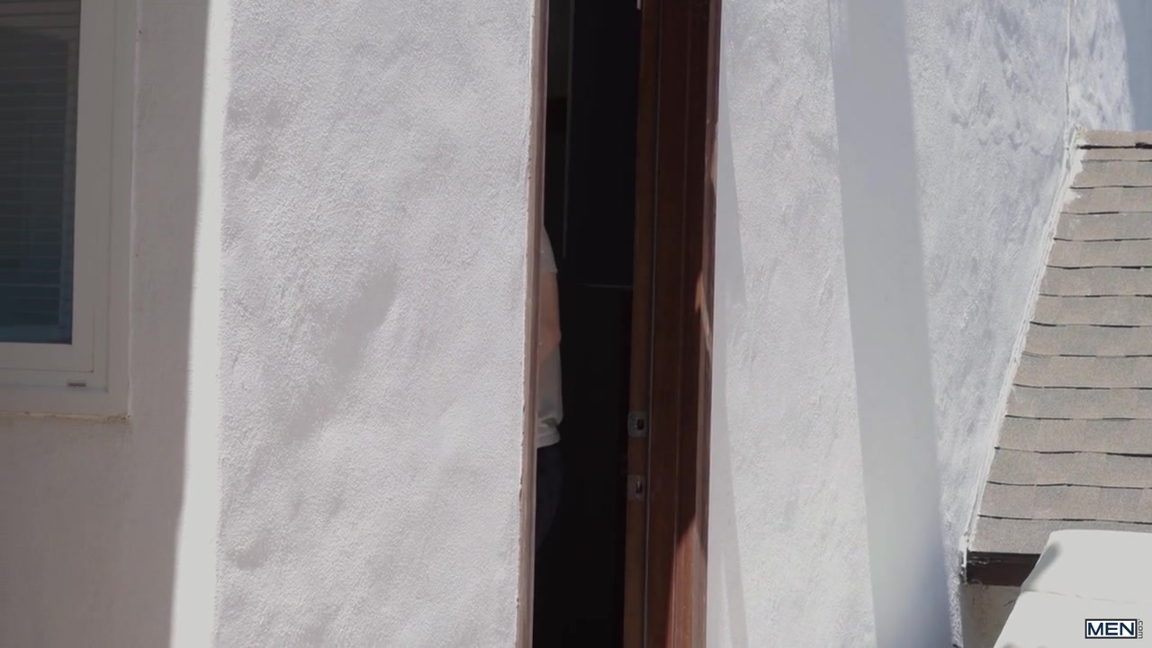 Jacob Peterson Leon Lewis in Side Piece 2 - Str8ToGay