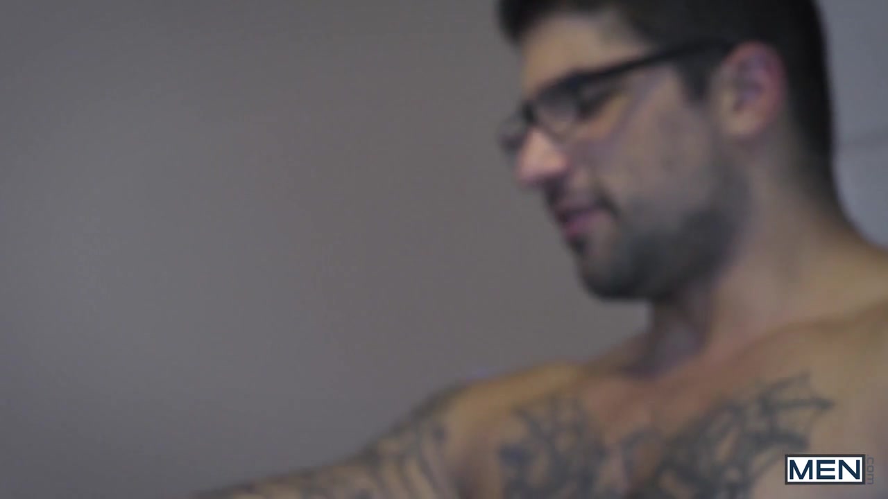 Jack Kross Ryan Bones Tobias James in Sneaky Slut - Str8ToGay