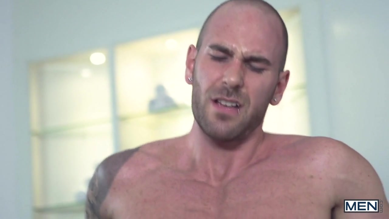 Shawn Hardy William Seed in Just A Trim - Str8ToGay