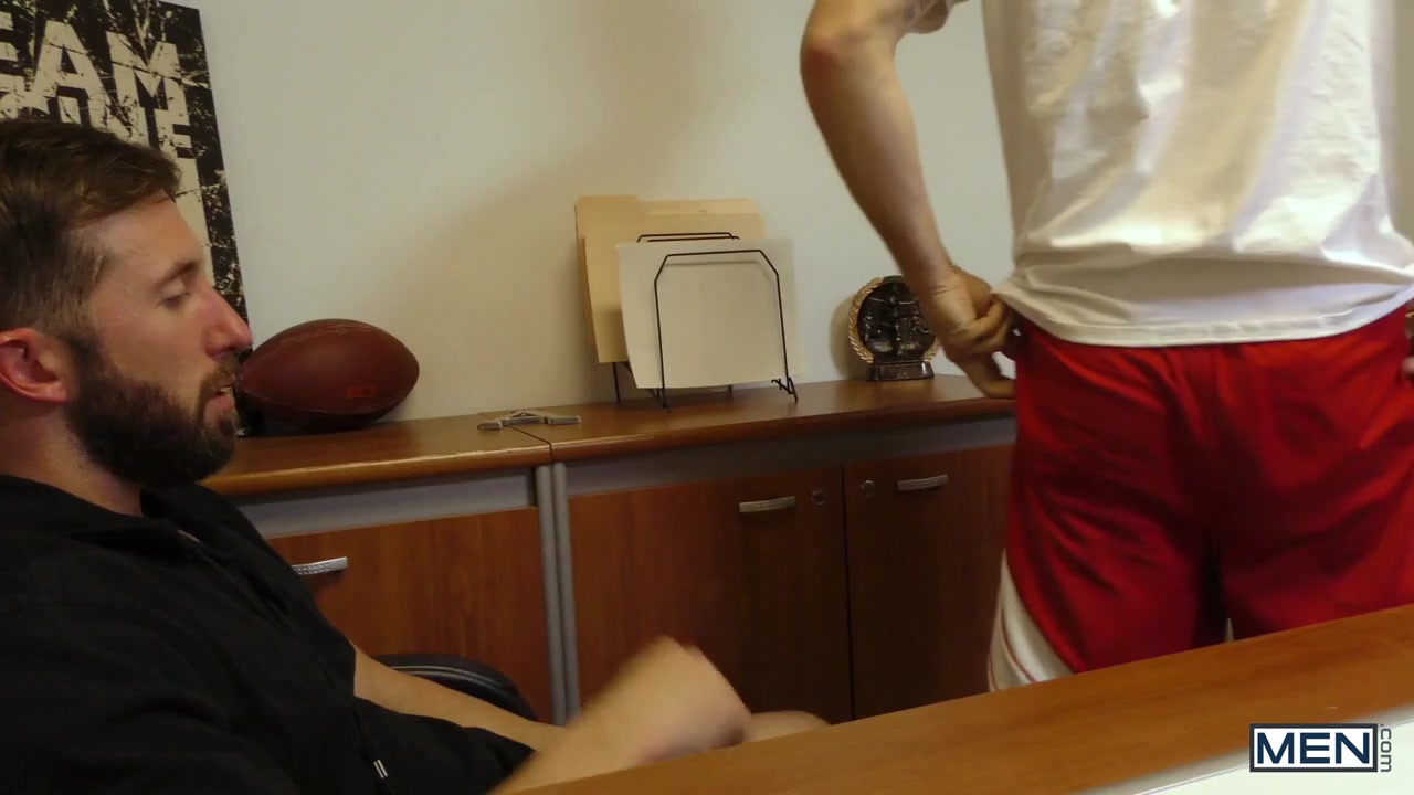 Brad Powers Gavin Taylor in Anything To Make The Team - DrillMyHole