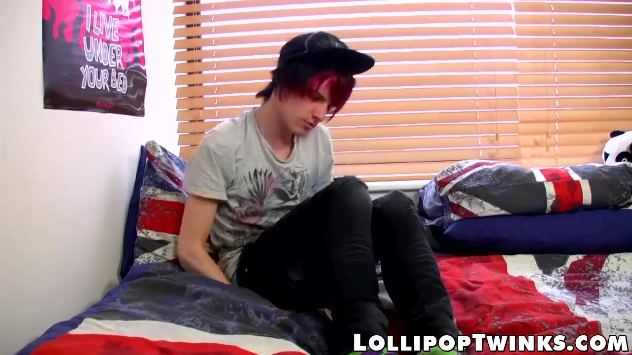 Emo twink Damien Winters delivering his full blown load