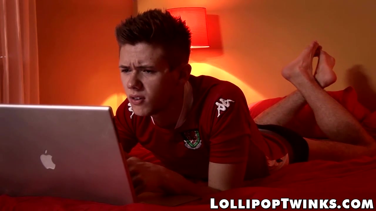 Sexy Aaron Aurora and hot Lloyd Adams barebacking hard