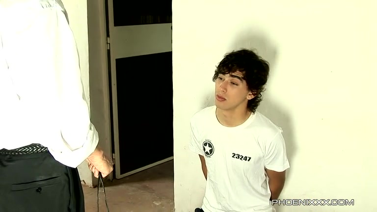 Sexy hunk Lucio teaches cute twink Julio a hot lesson