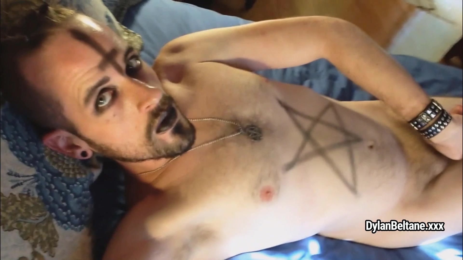 Devil-worshippe Dylan Beltane tosses his long dick for cum