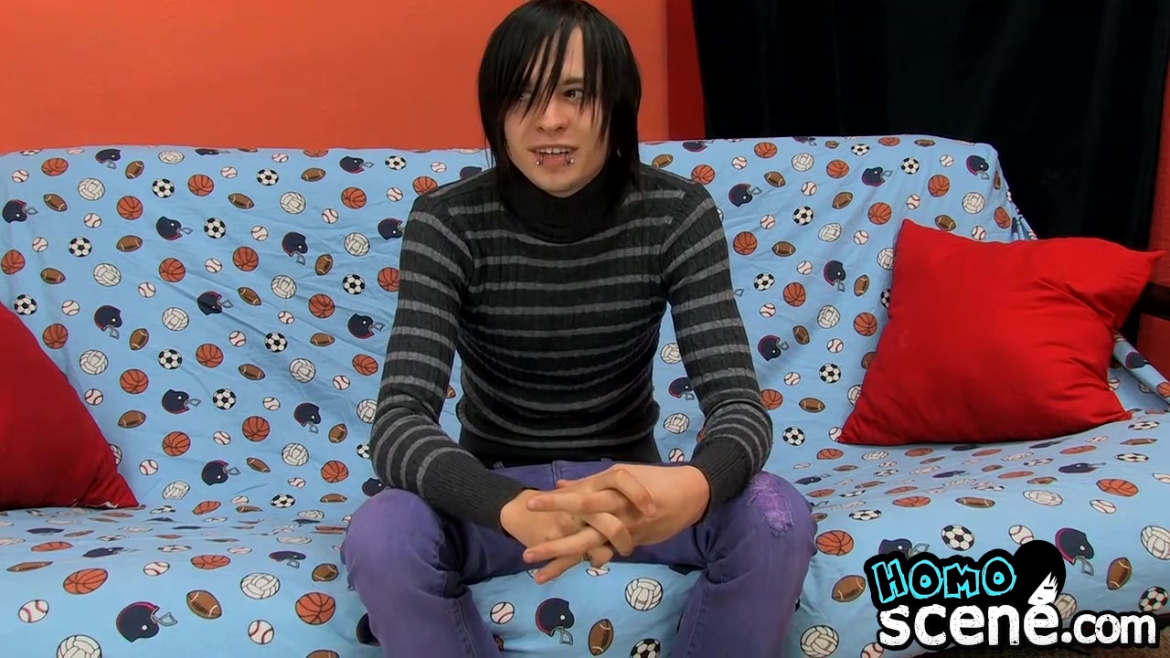 Miles Pride in Emo Twink Miles Pride Wanking His Big To A Cummy Finish - HomoScene