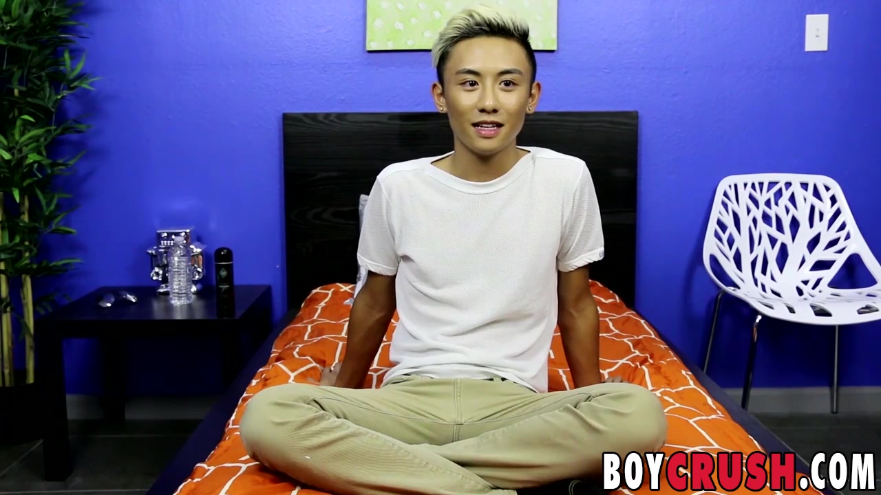 Ty Neiman in Young stud Ty Neiman knows what to do when he is alone - BoyCrush