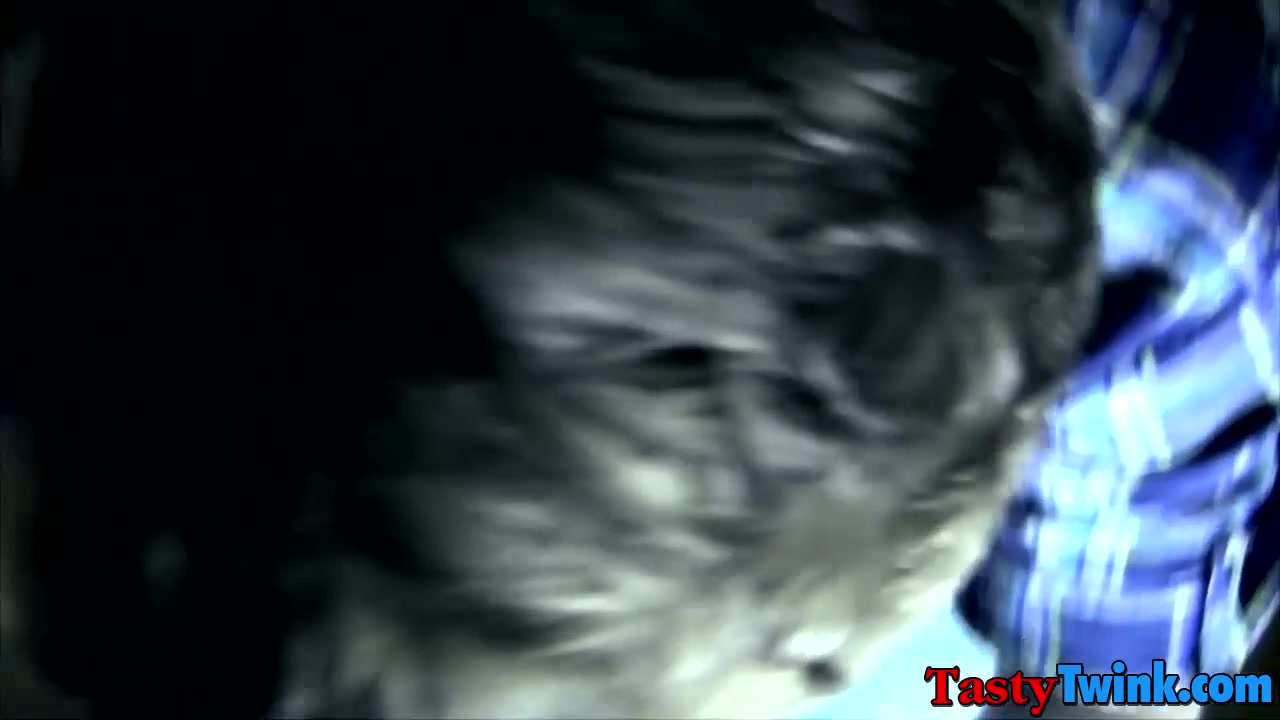 Trace Van De Kamp Toby Franks in Trace Van De Kamp mouth fucks lusty twink Toby Franks - TastyTwink