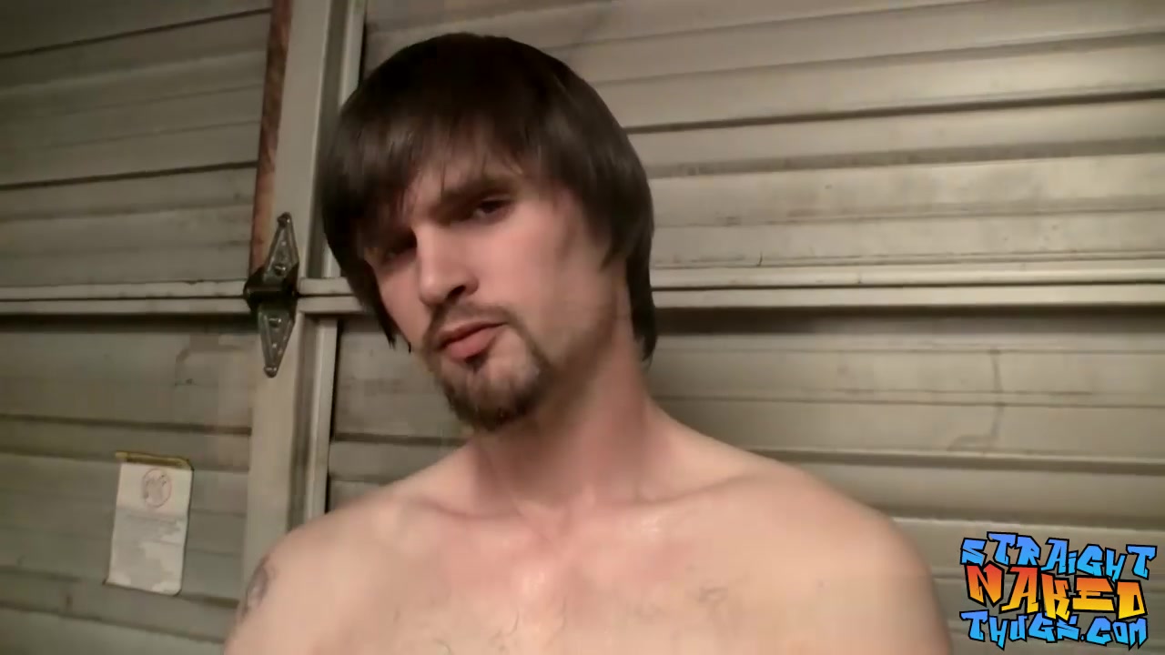 Nolan in Bored butt pirate Nolan gets straight to cock tugging - StraightNakedThugs