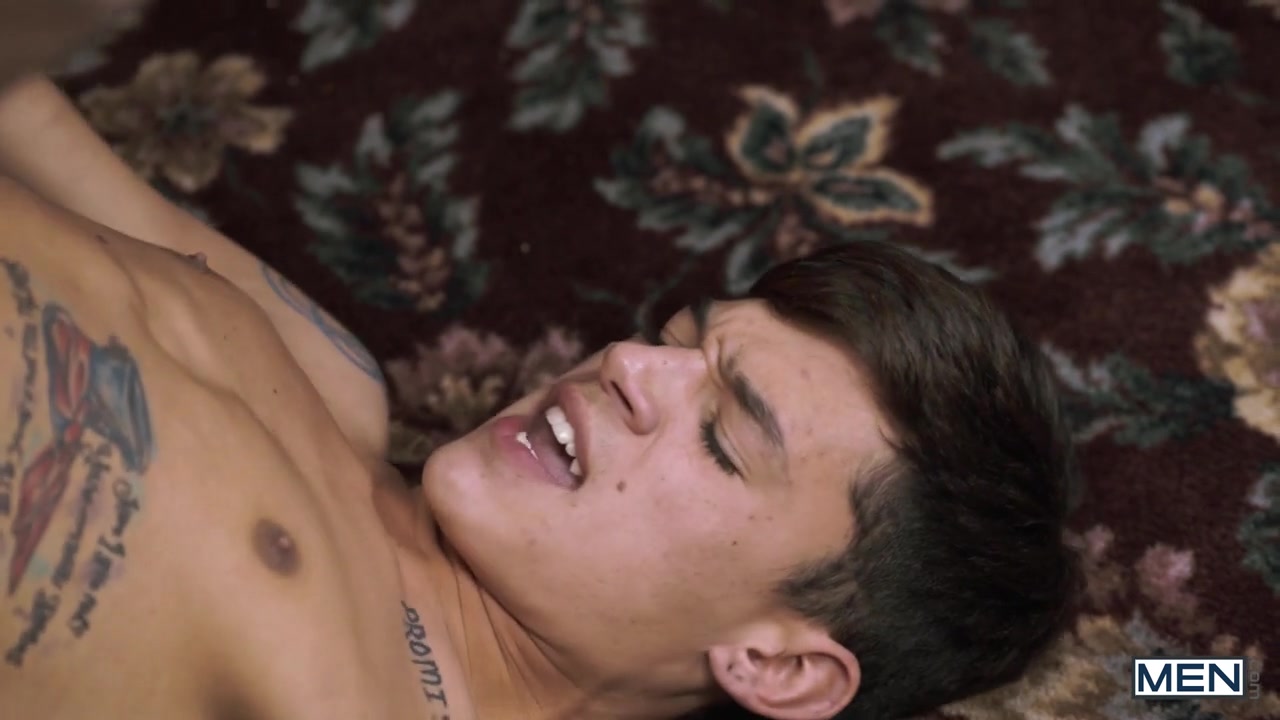 Aspen Griffin Barrows Xander Brave in Twink Peaks 3 - DrillMyHole