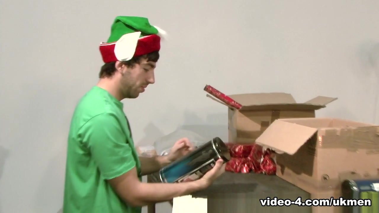Elves at Play - UKNakedMen