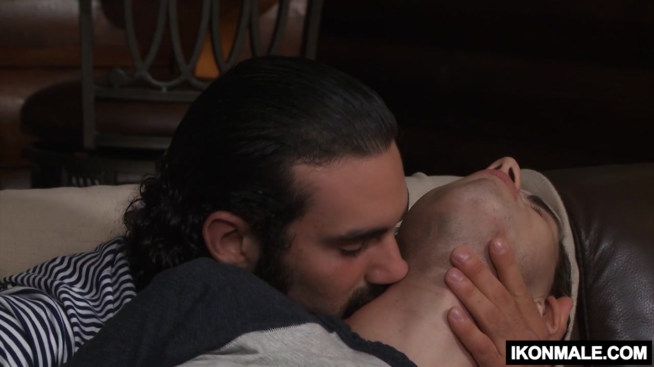 Handsome Jaxton Wheeler wants Sam Truitt ass