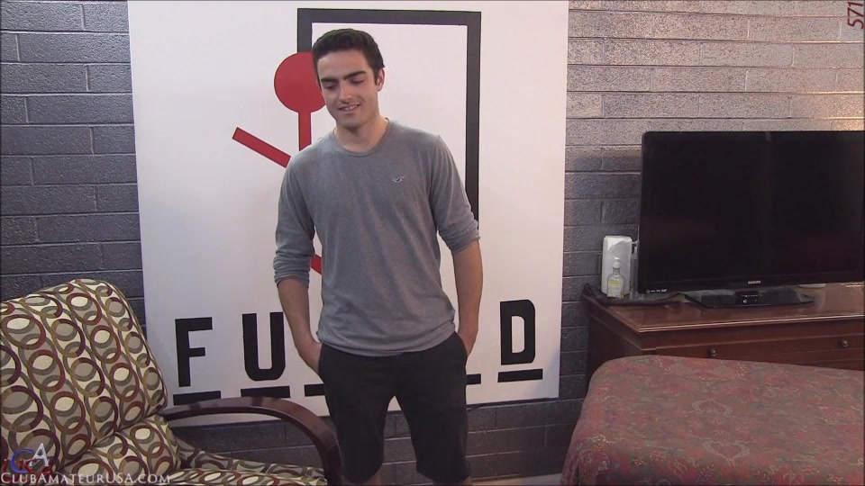 Newbie Orlando experiences his first orgasm from Casey