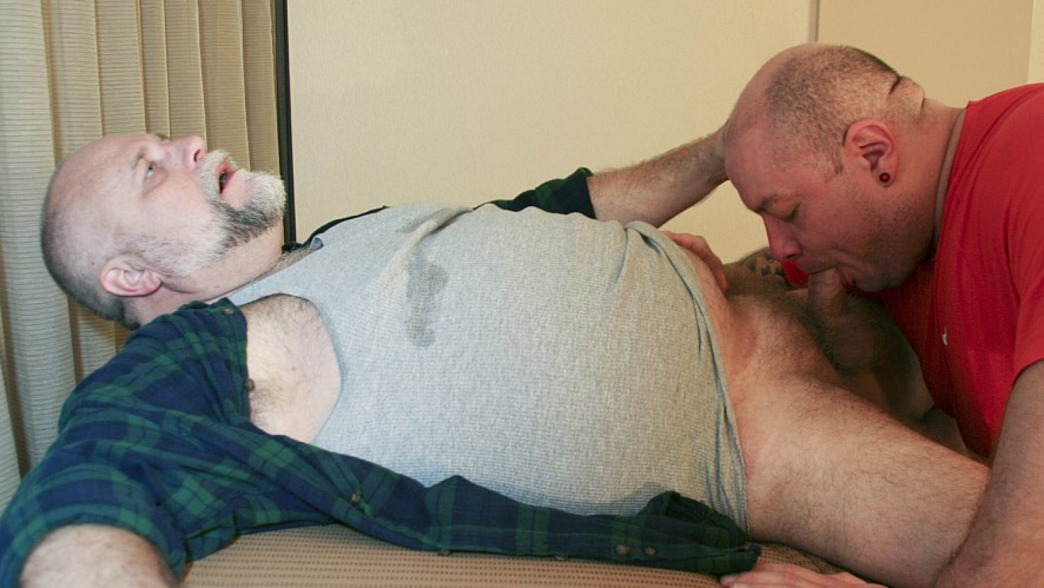 Wayne Daniels and Bruiser Bull - BearFilms