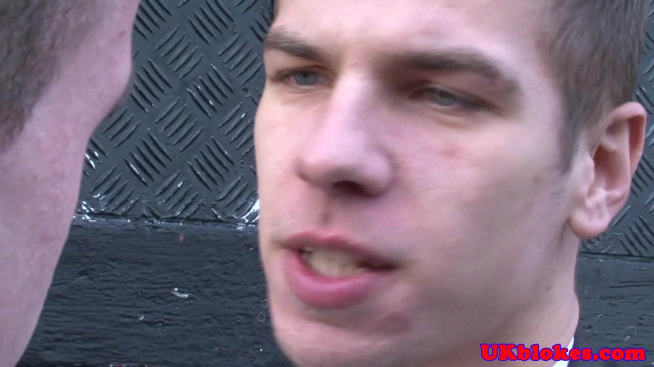 Ripped british hunk bangs nipplepierced jock