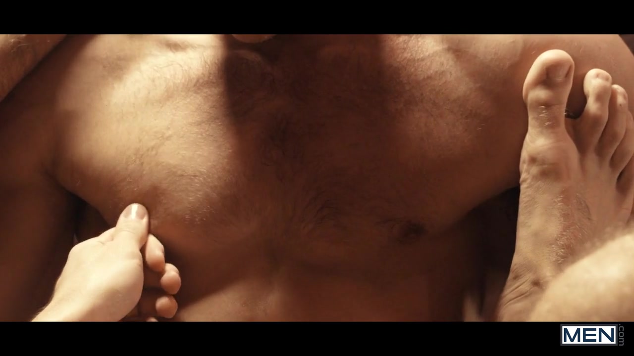 Massimo Piano & Paddy O'Brian in Language Barrier 1 - Str8ToGay