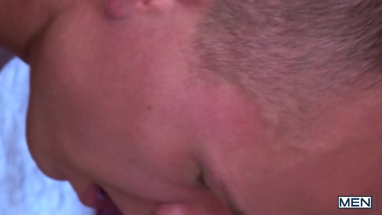 Garrett Cooper & Mike Tanner in Family Secrets 4 - Str8ToGay