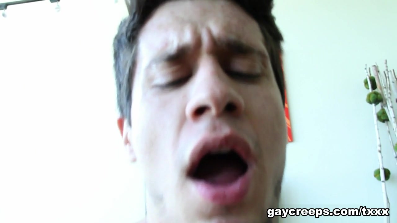 Joey Moriarty & Sean Blue in Home From His Trip - GayCreeps