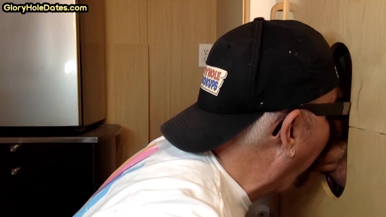 Real gloryhole gaydaddy gets hungry for cock in private BJ