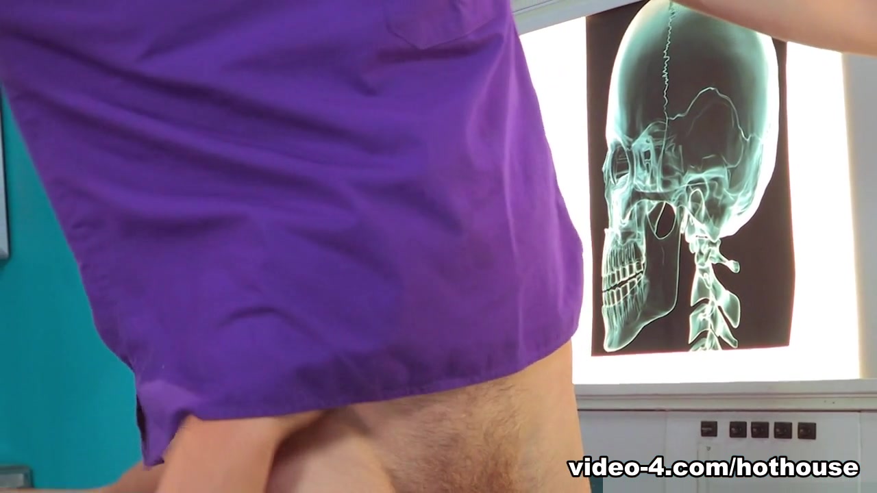 Jacob Peterson & Jacob Taylor in Doc's Orders, Scene 02 - HotHouse