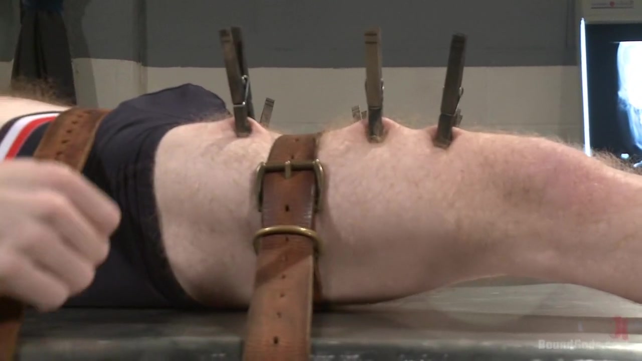 Helplessly bound Seamus O'Reilly fisted on the hospital night shift