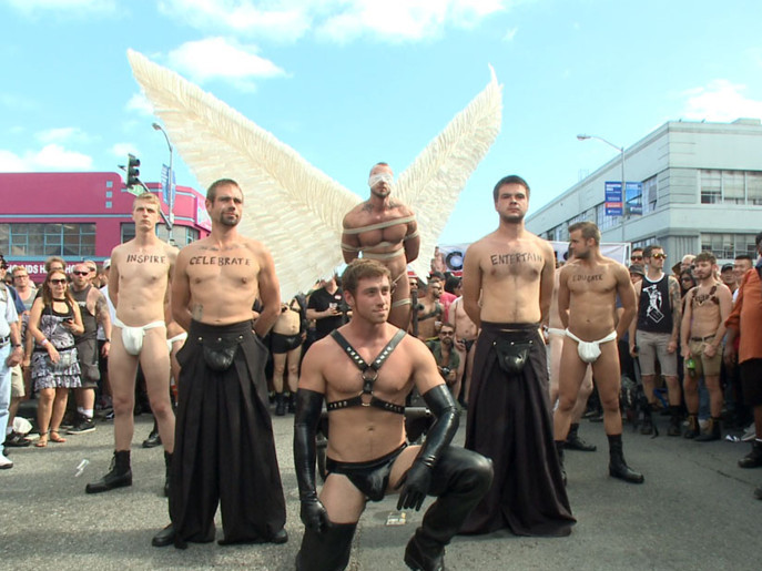 Folsom Street Whore tormented in front of thousands of people