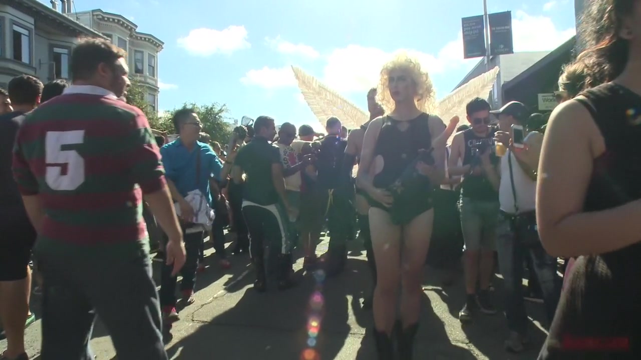 Folsom Street Whore tormented in front of thousands of people