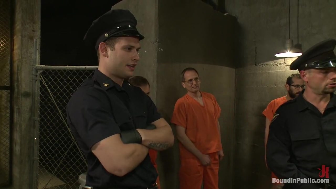 Lockup, Cell Extraction & Prison Gang Fuck