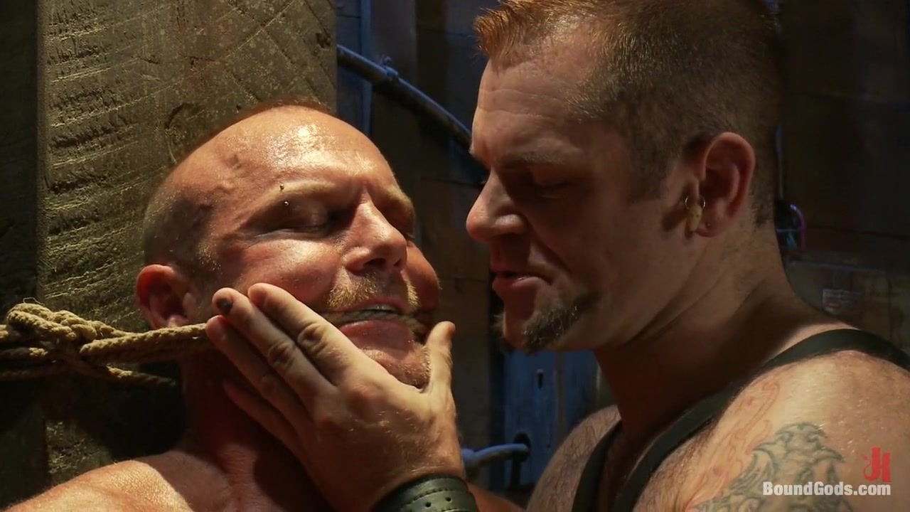 Psycho Boyfriend in Boundgods Video