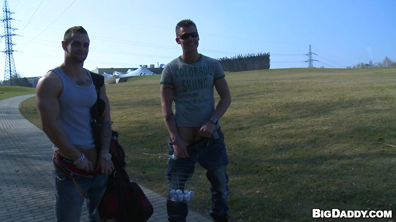 Bareback Sex on the Golf Course - OutInPublic