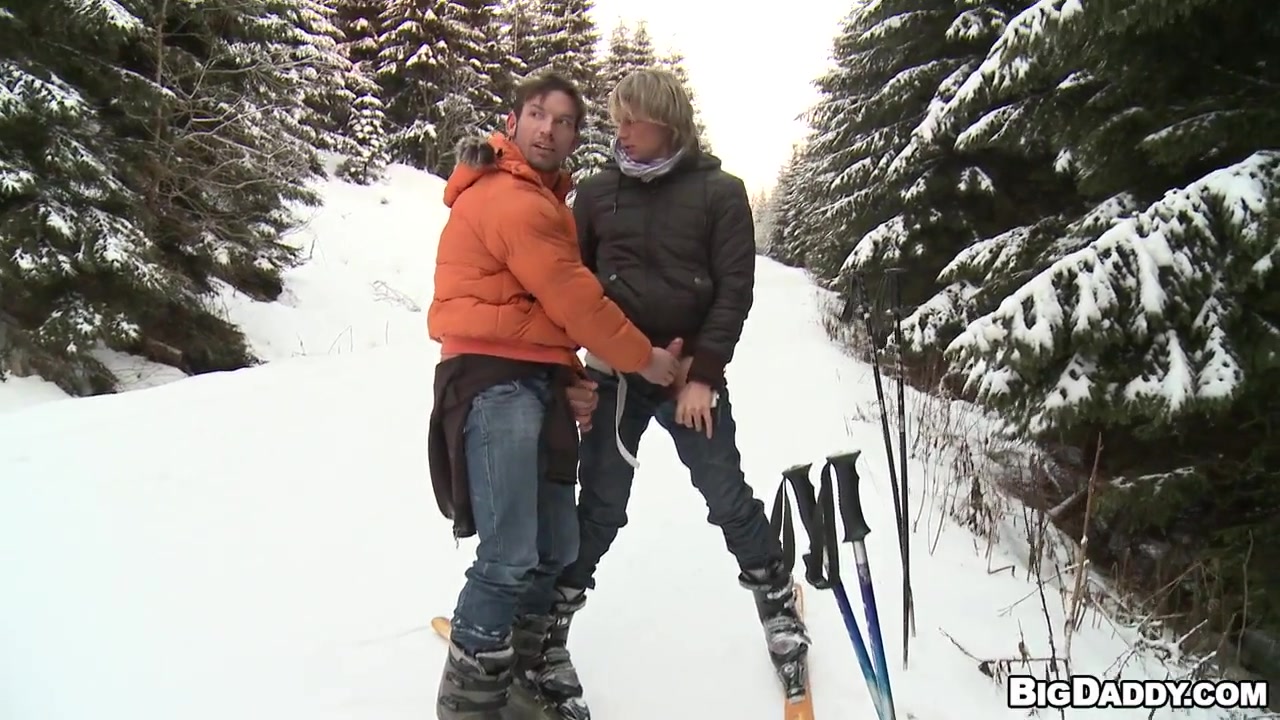 Bare-Back Ski Mountain - OutInPublic