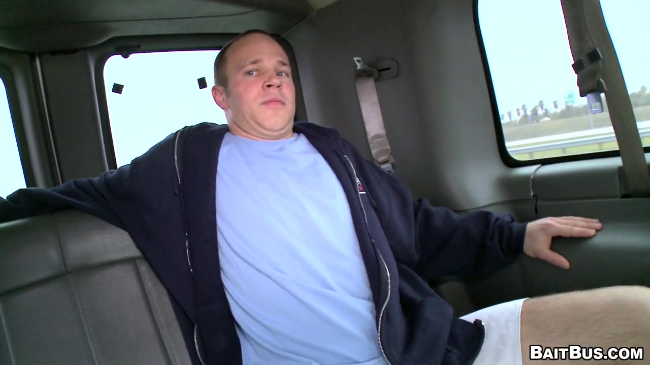 Steven Gets The Hard Hat - BaitBus
