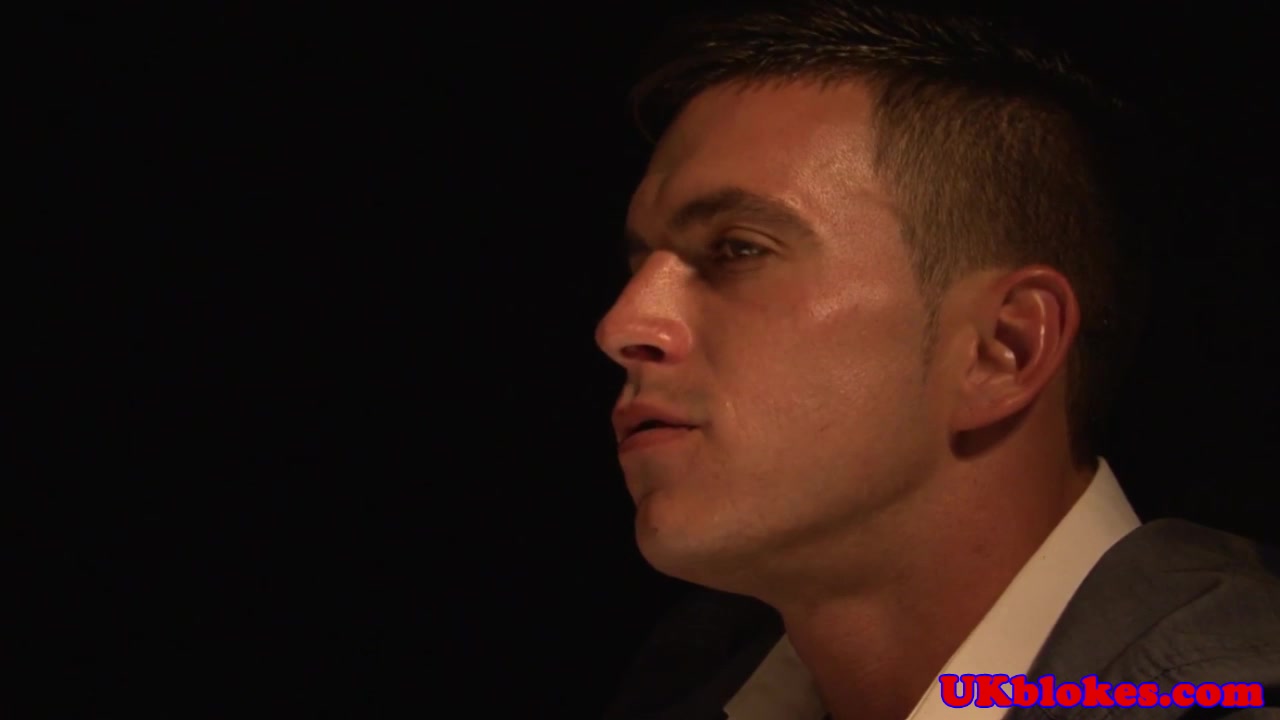 British hunk buttfucks english ass