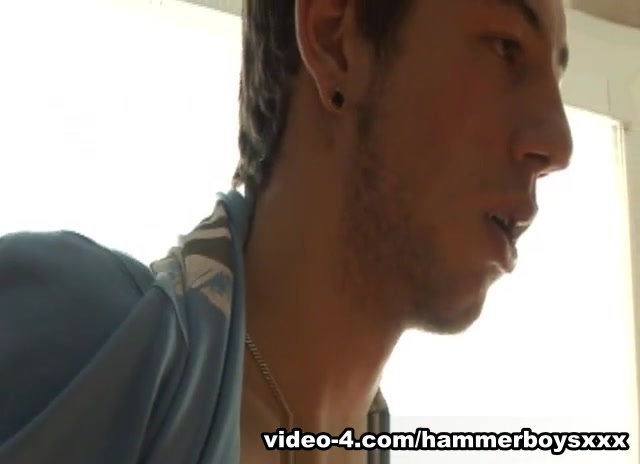 Muscular and Hung Greg Salim Jacks Off - HammerBoysXxx
