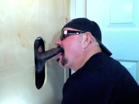 A Chocolate Visits The Gloryhole and Cums - GloryholeHookups