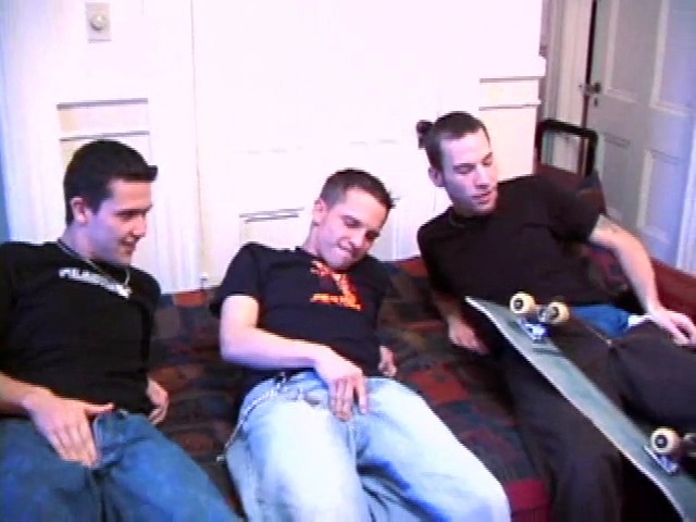 Young JC, Chase and Kent Sucking Dick - DefiantBoyz