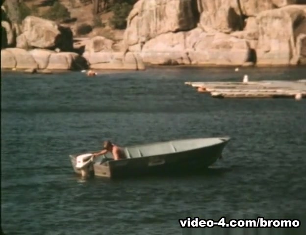 Blonds Do It Best Scene 1 - Bromo