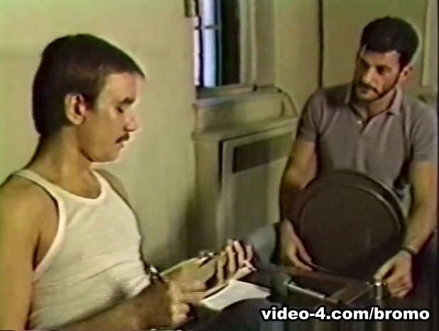 Arnie Lapidus & Louie Tong in Screen Test Scene 2 - Bromo
