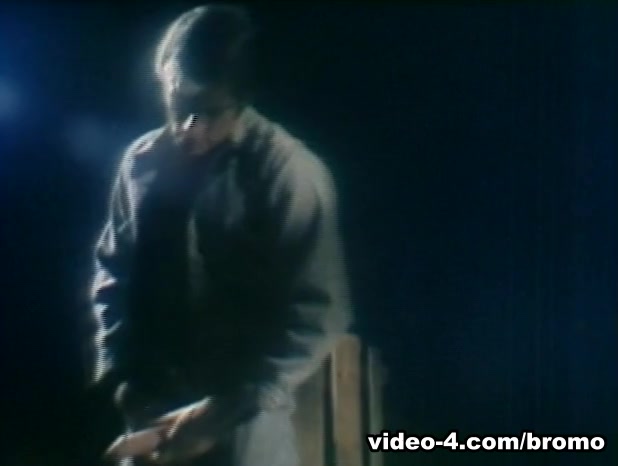 Jack Wrangler in Kansas City Trucking Co. Scene 4 - Bromo