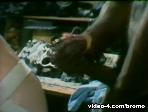 Jack Wrangler & Richard Locke in Kansas City Trucking Co. Scene 2 - Bromo