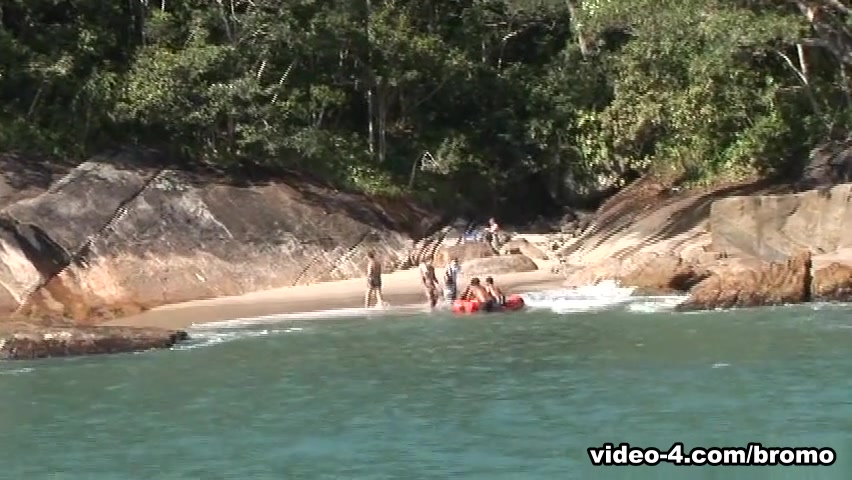 Alan Richard & Bruno Mendes & Junior Bastos & Junior Feraz & Kaike & Kenzo & Mateus Axel & Rick Montila & Tomy Lee in Bareback Island #2 Scene 6 - Bromo