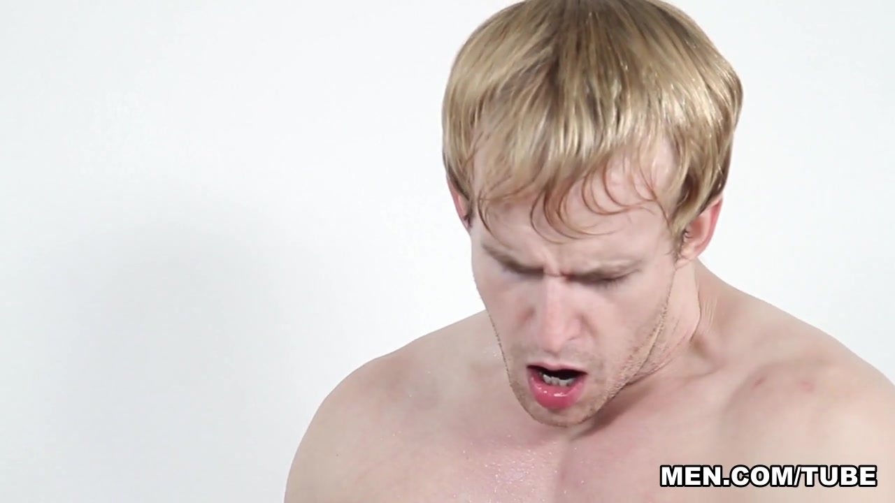 Cameron Foster & Mike De Marko in The Chat Room 2 - DrillMyHole