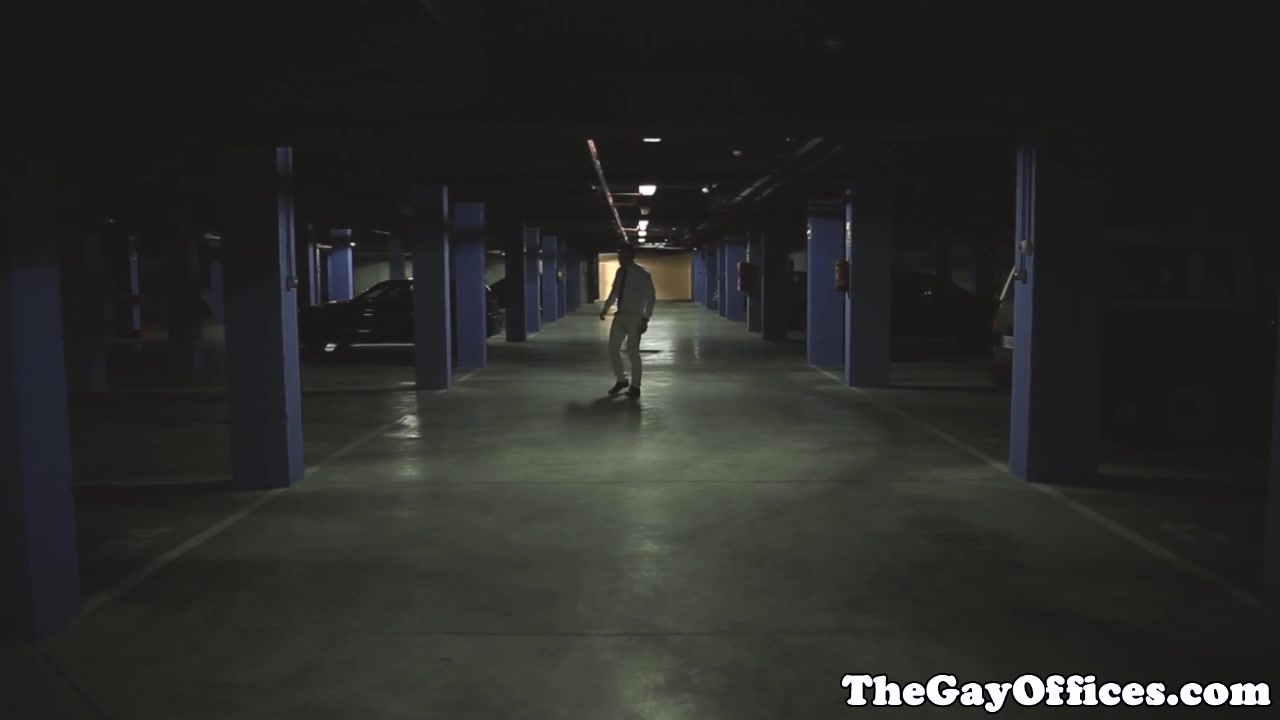 Office hunks assfucking before cumming