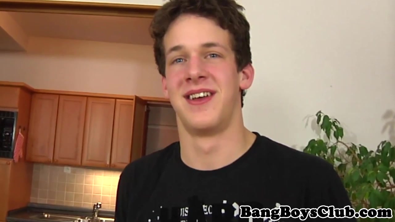 Younger amateur cocksucking older euro