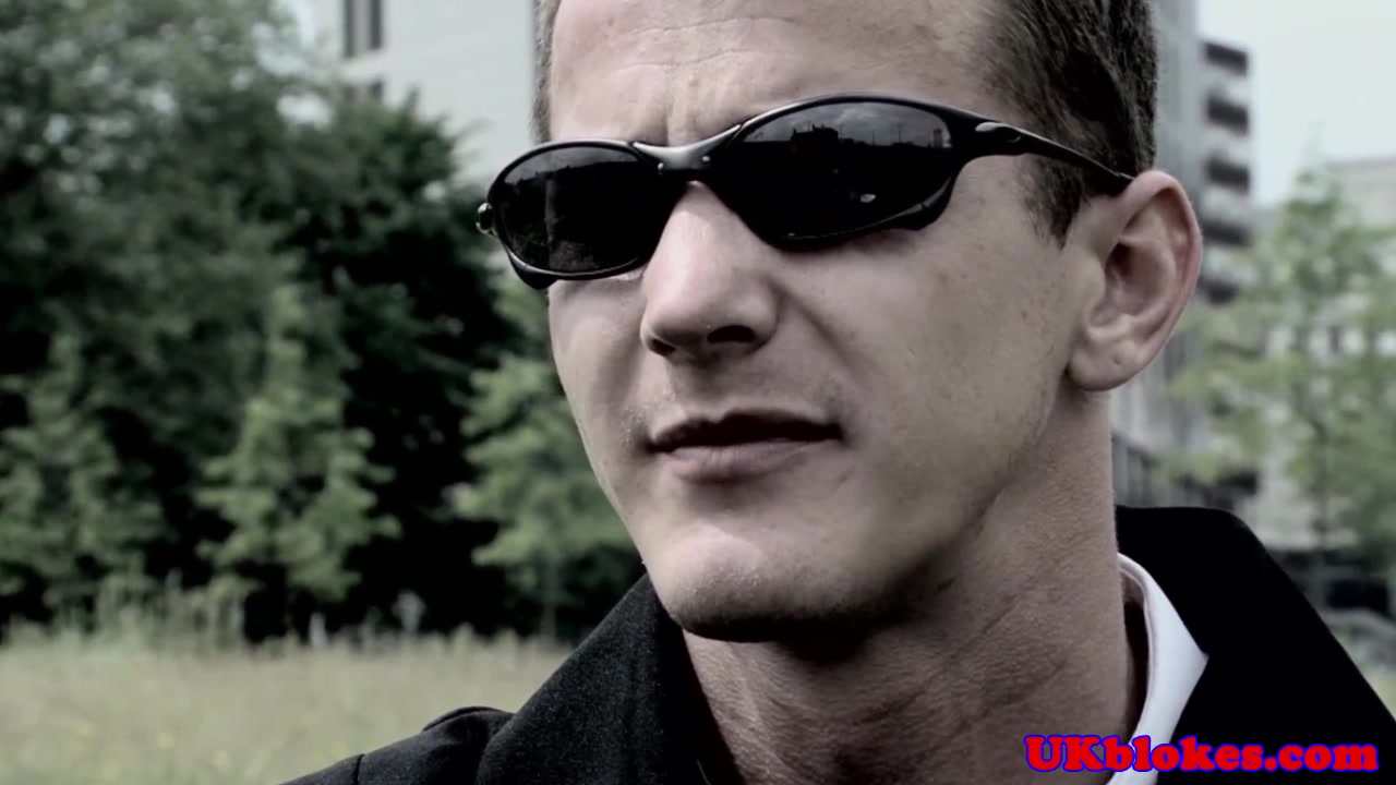 Tattooed british bear piledriving buff bottom